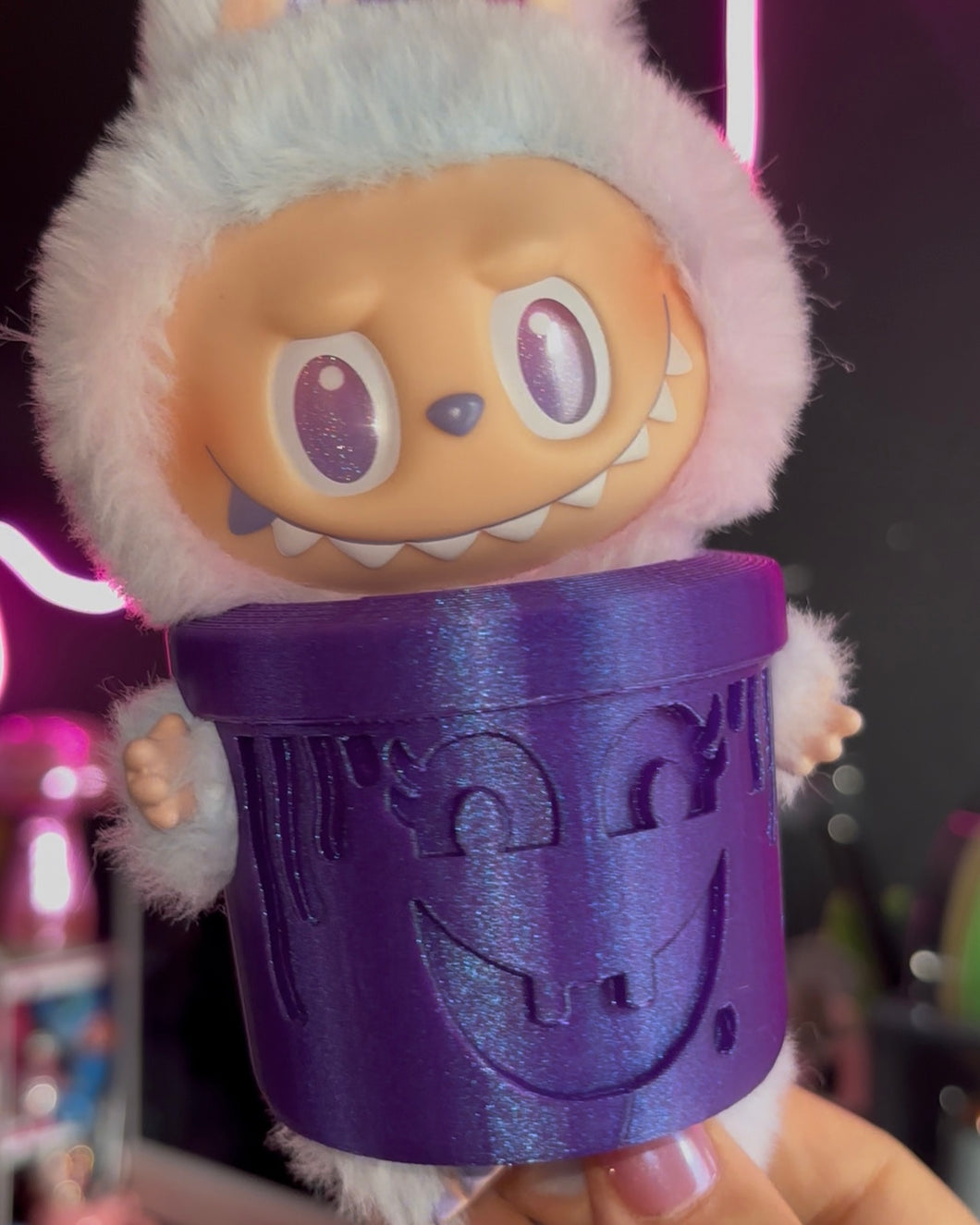 Bubu 90s Bucket Costume