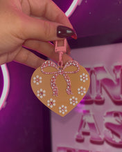 Load image into Gallery viewer, Corazon Barro Bag Charm
